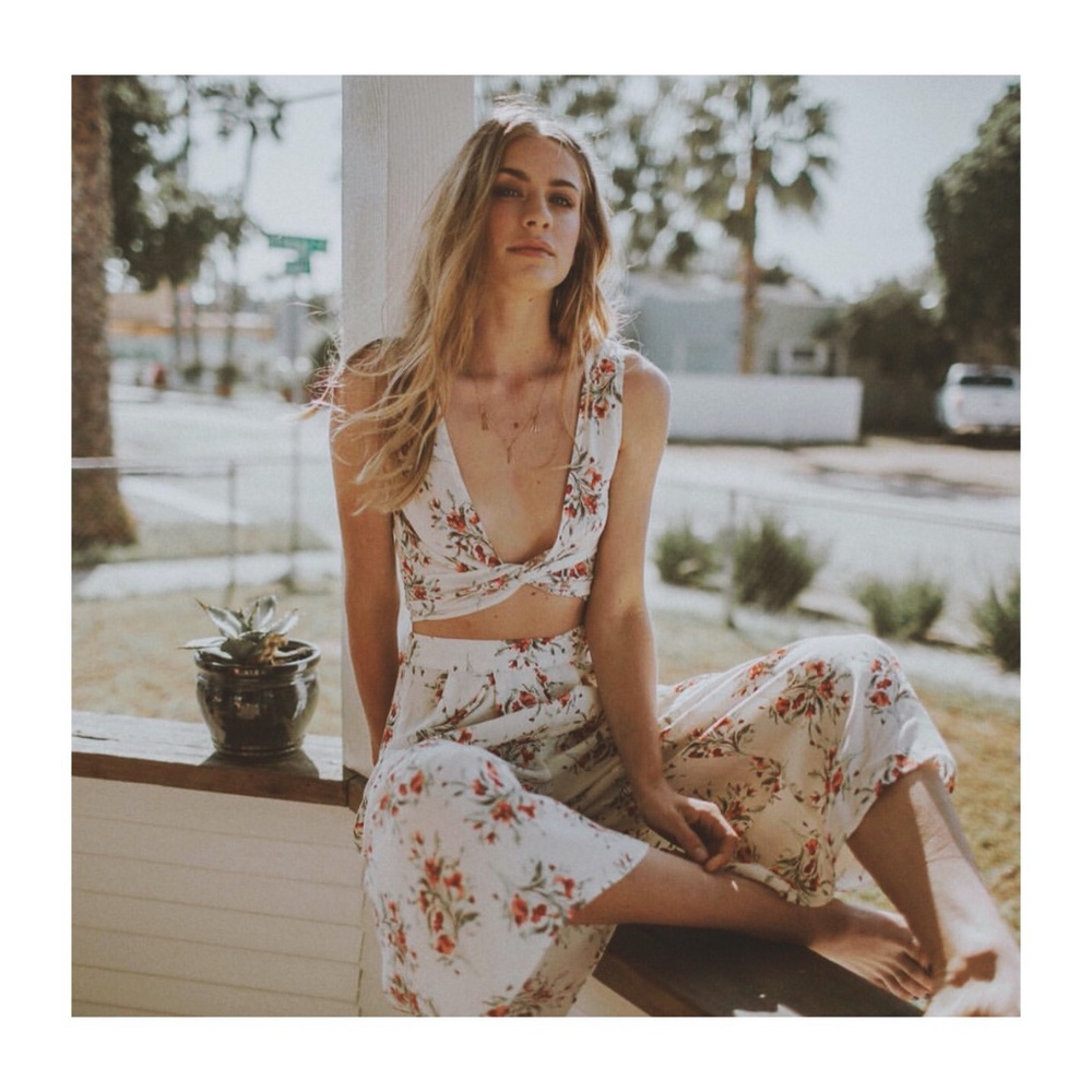 Flynn Skye Amelia Wrap Top Dylan Wide Leg Pant in Day Desire Floral size Med/XX